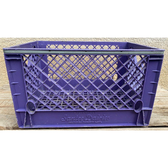 Vintage Santee Dairies Purple Plastic Milk Crate Metal Band Huskylite Dairy 999A - Picture 1 of 3